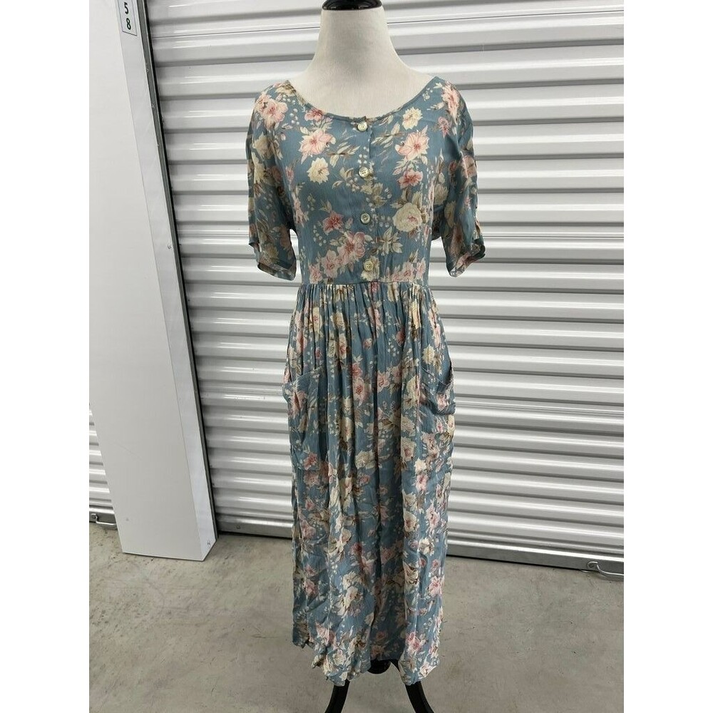 Vintage Nectar Floral Button-Front Midi Dress